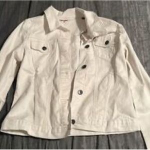 White wrangler jeans jacket